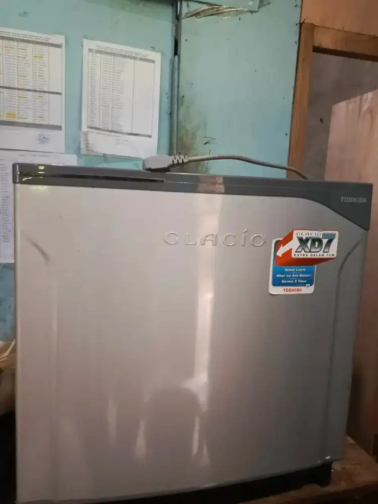 Kulkas mini Glacio