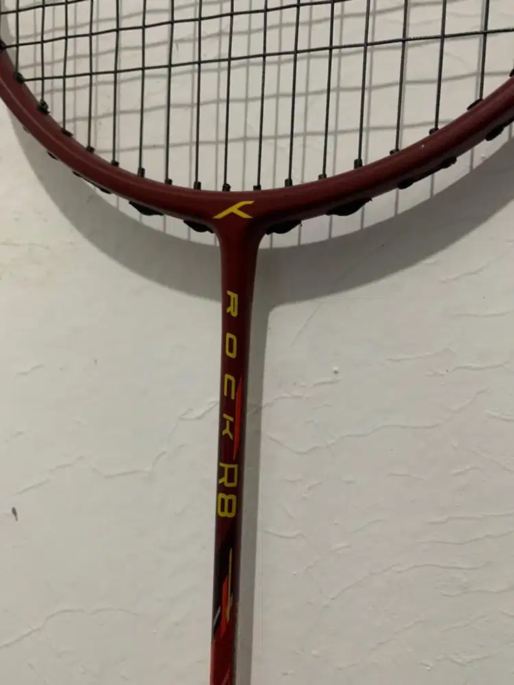 Raket badminton hundred viper coklat