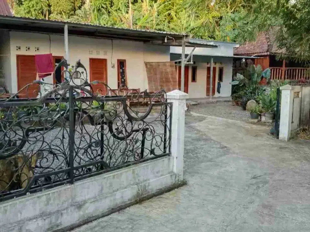 MURAH! Rumah Limasan Dan Kost Full Penghuni di jl. Kaliurang km 10 Dekat Kampus UGM Dan UII pusat