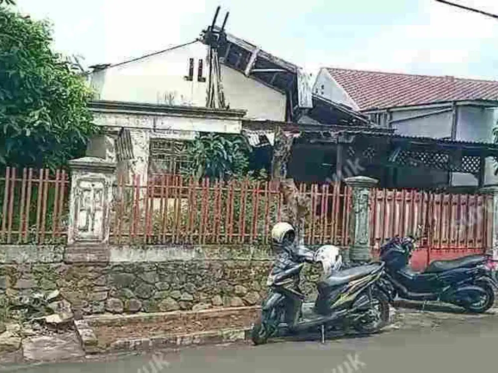 Tanah LT 300 m2 SHM hitung tanah saja Komplek Pertamina