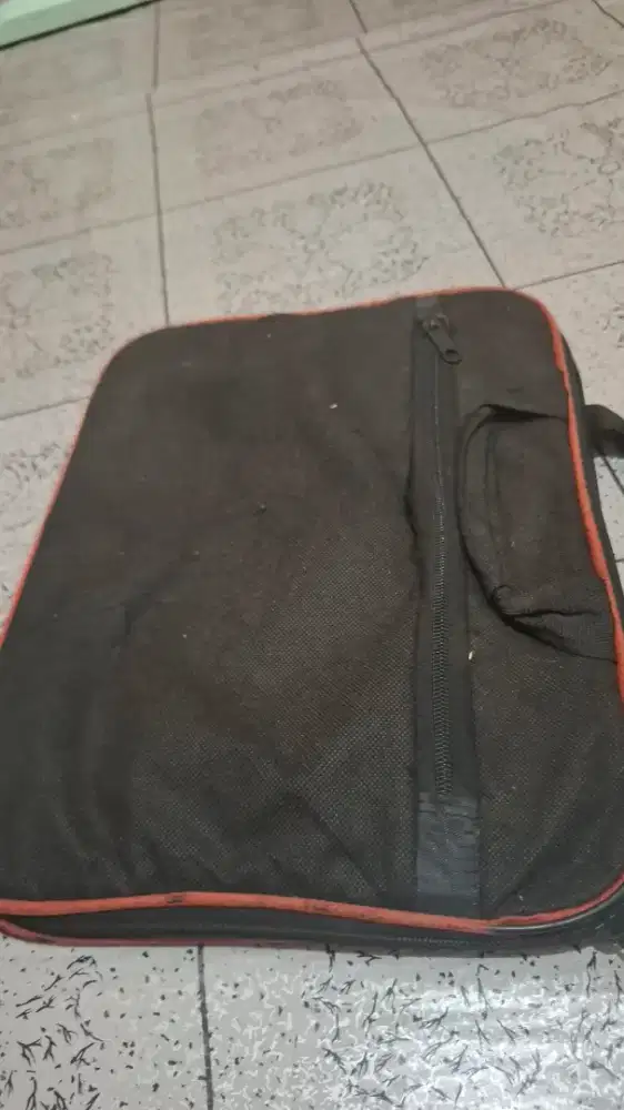 TAS LAPTOP Sedang