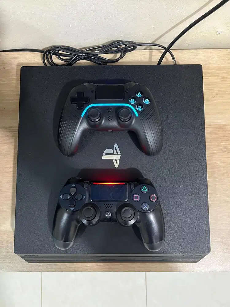 JUAL PS 4 PRO 1 TB