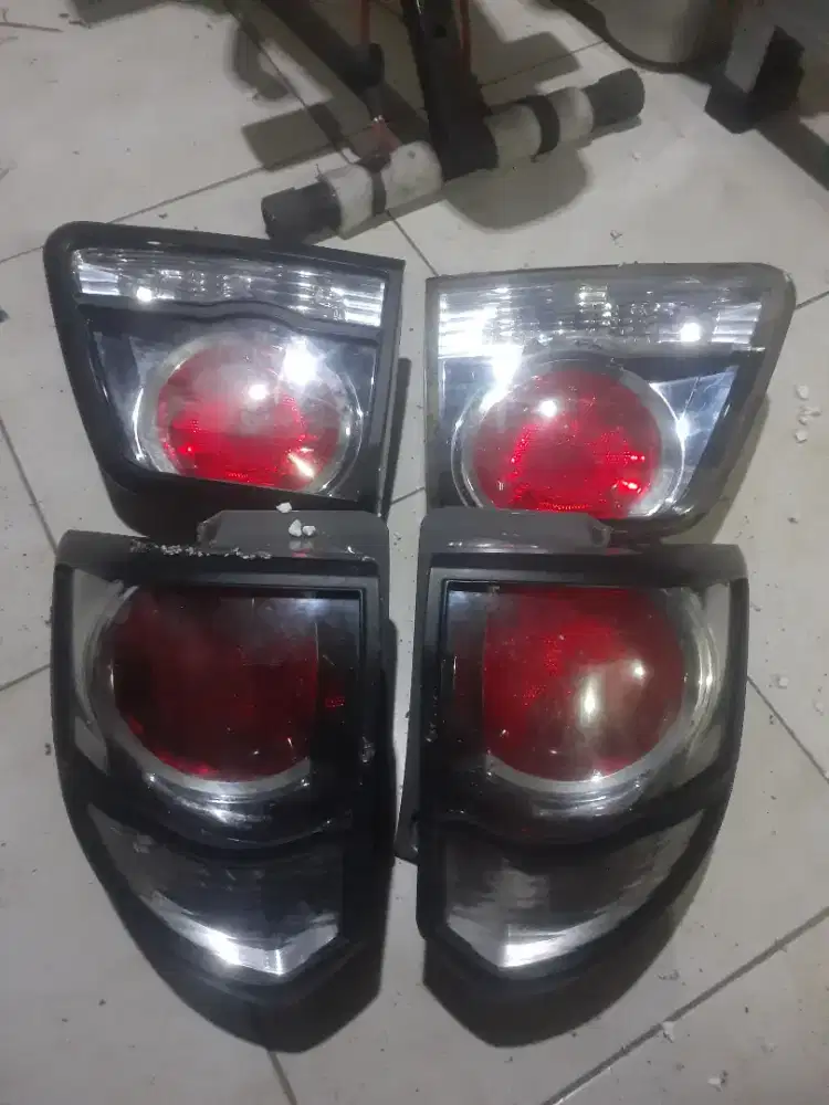 Stoplamp fortuner vnt 2015
