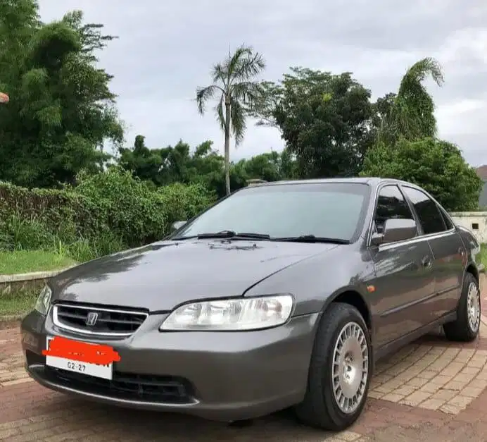 Accord VTi-L 2000