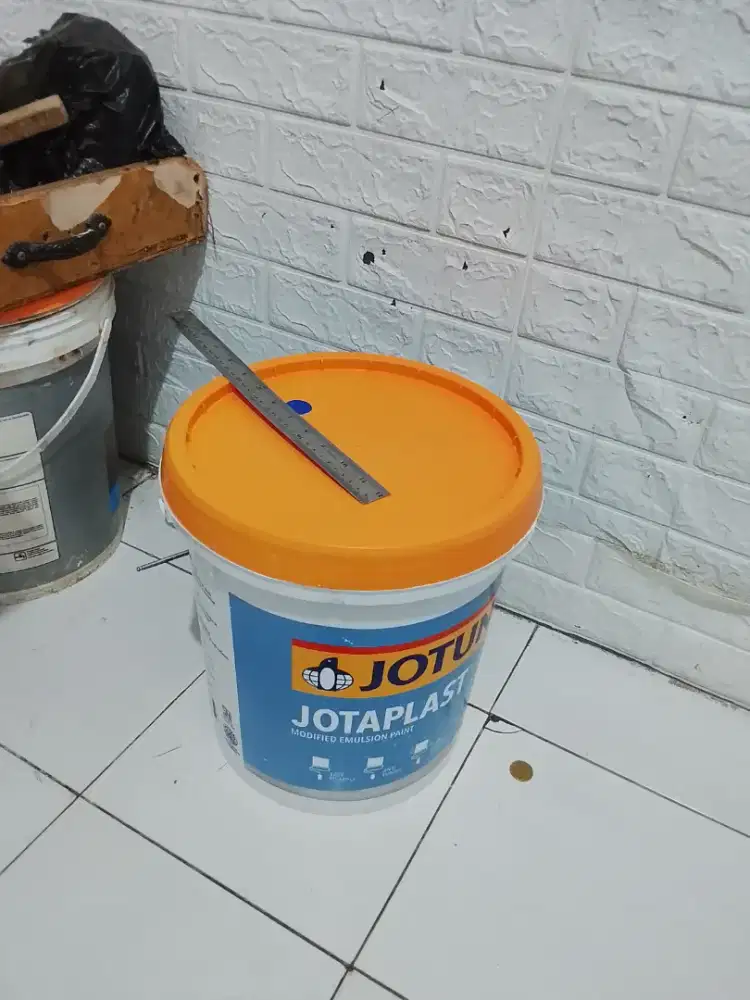 Cat jotun warna putih