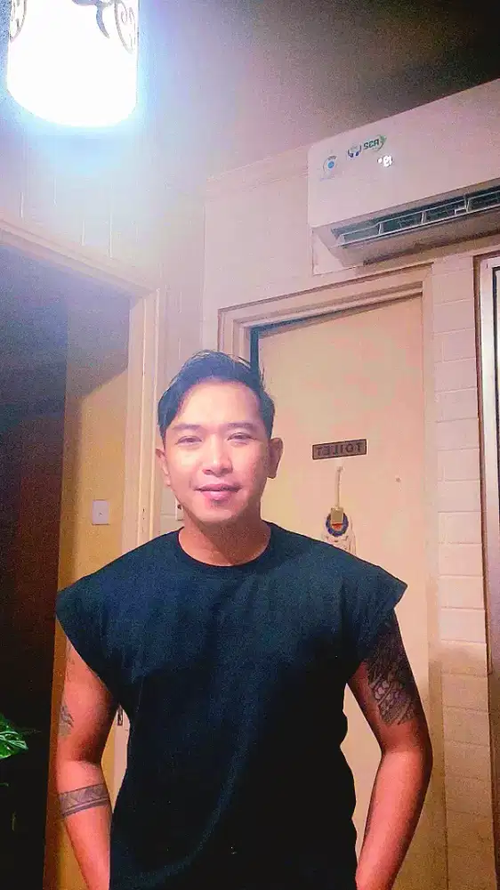 Mencari kerja (siap kerja apa saja)