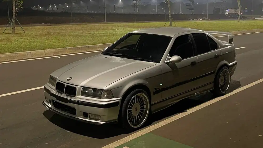BMW E36 323i MT 1997