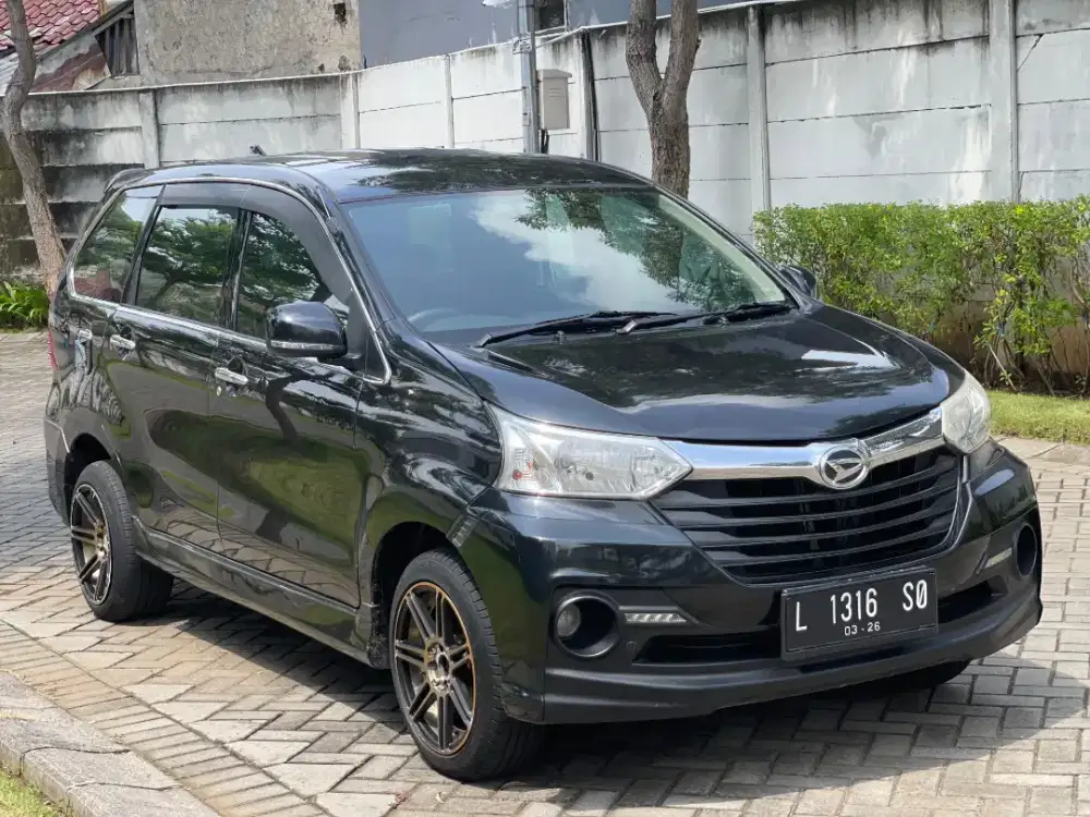 Xenia R sporty manual