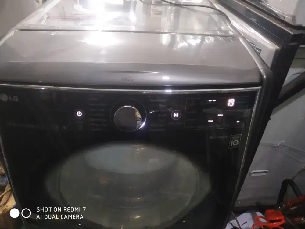 Mesin cuci merk LG kap 21 kg