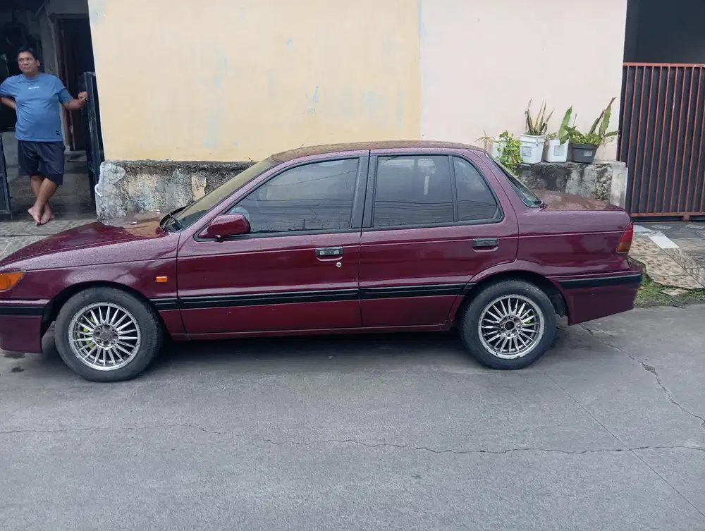 Mitsubishi Lancer 1991 Bensin