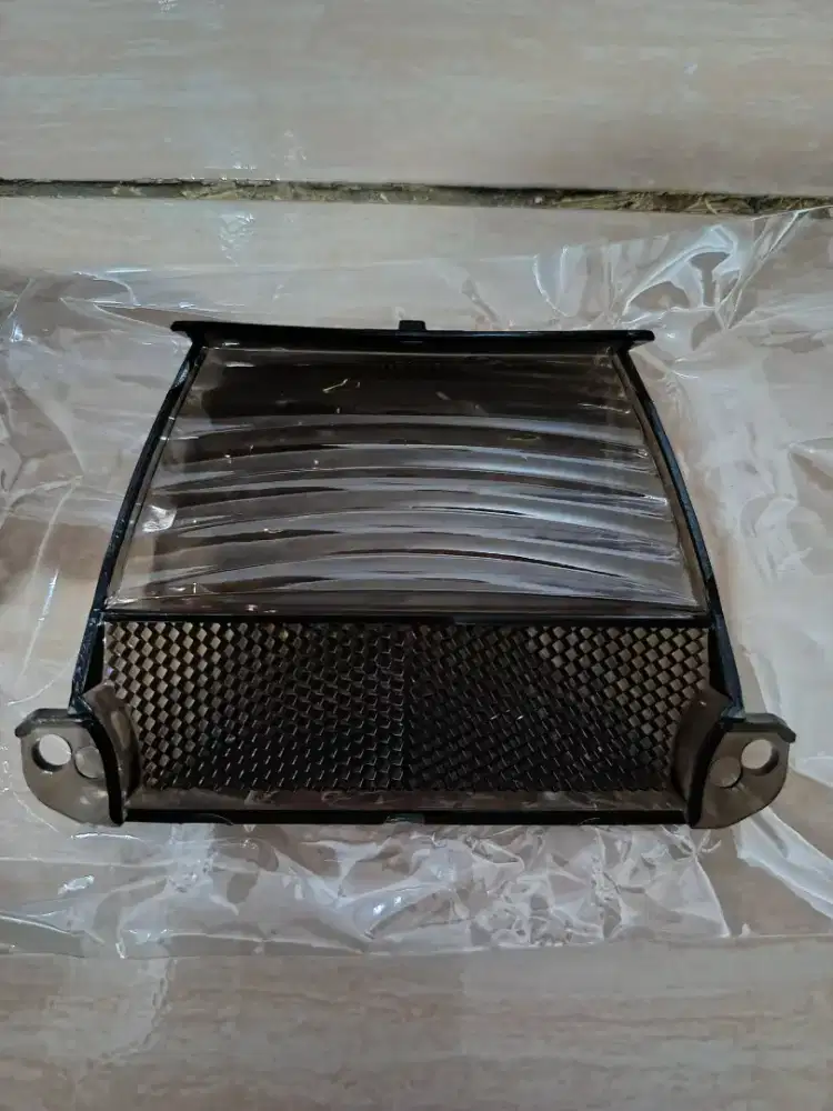 MIKA DALAM STOPLAMP BELAKANG Mio Smile/Sporty warna Hitam Reben/Smoke