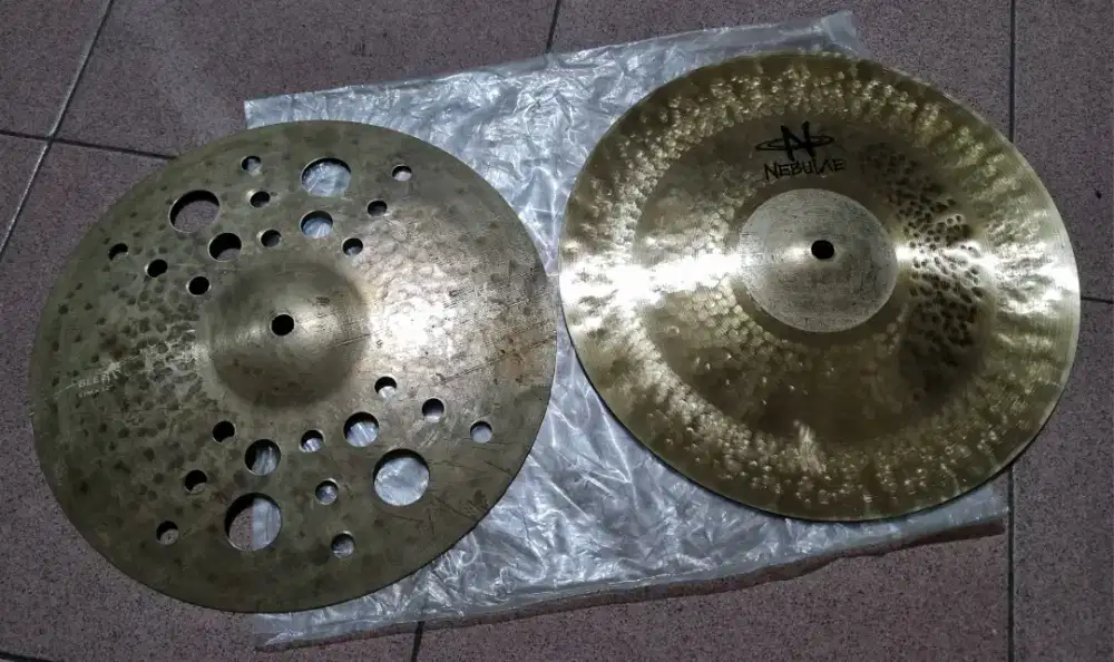 Cymbal Nebulae Bee Stack 12/12 like new
