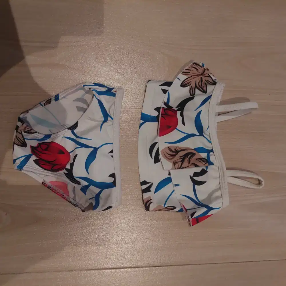 Baju renang bikini umur 2th