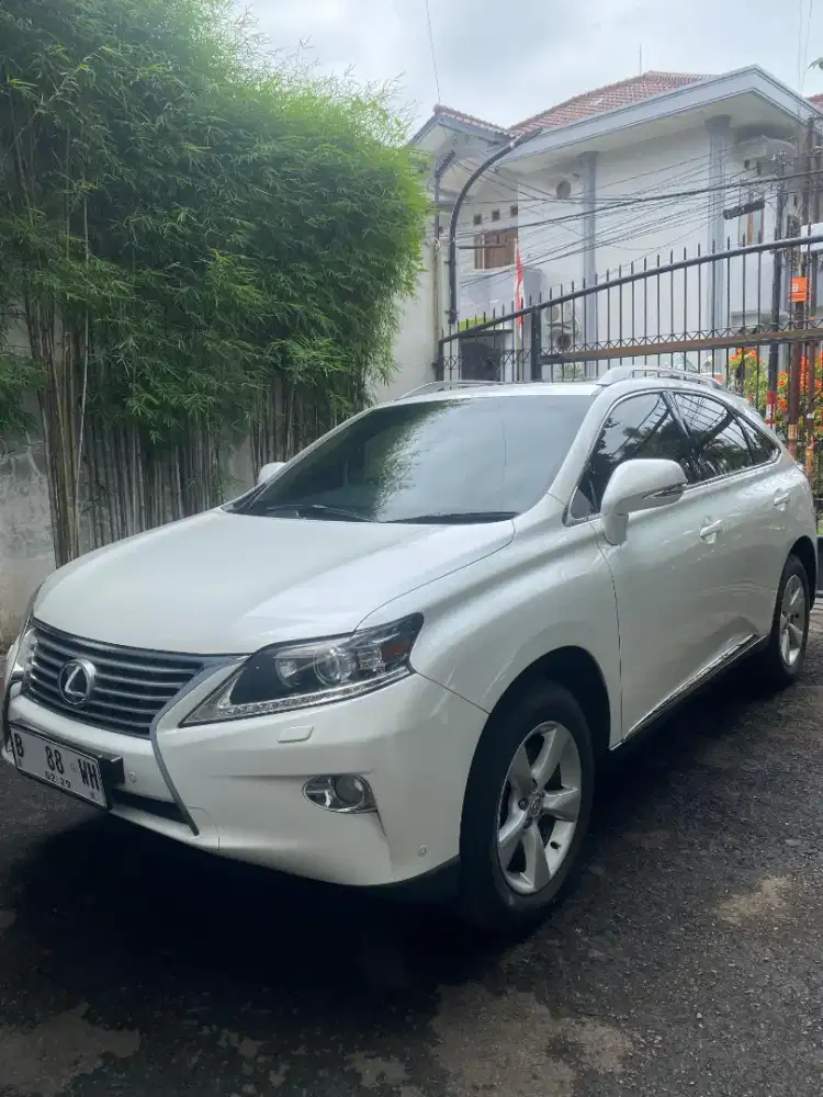 Lexus RX 270 2013 Lexus RX270 Putih 2013 Pemakaian 2014