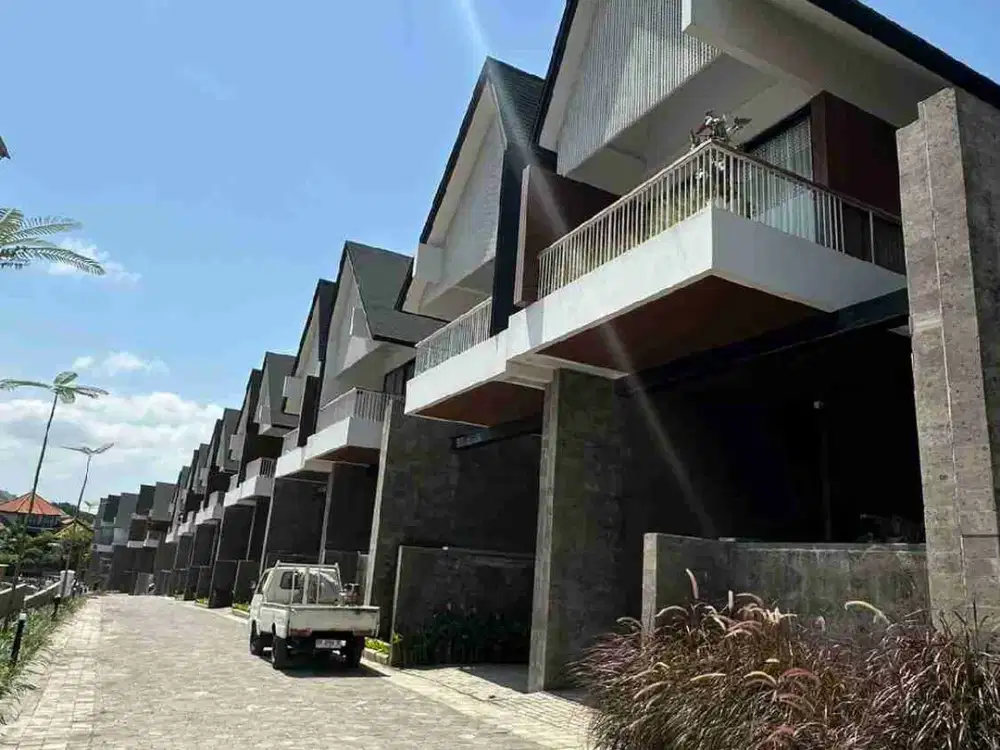 Dijual Brand New Villa Bergaya Modern Kontemporer View hamparan Sawah Dalam Cluster di Canggu