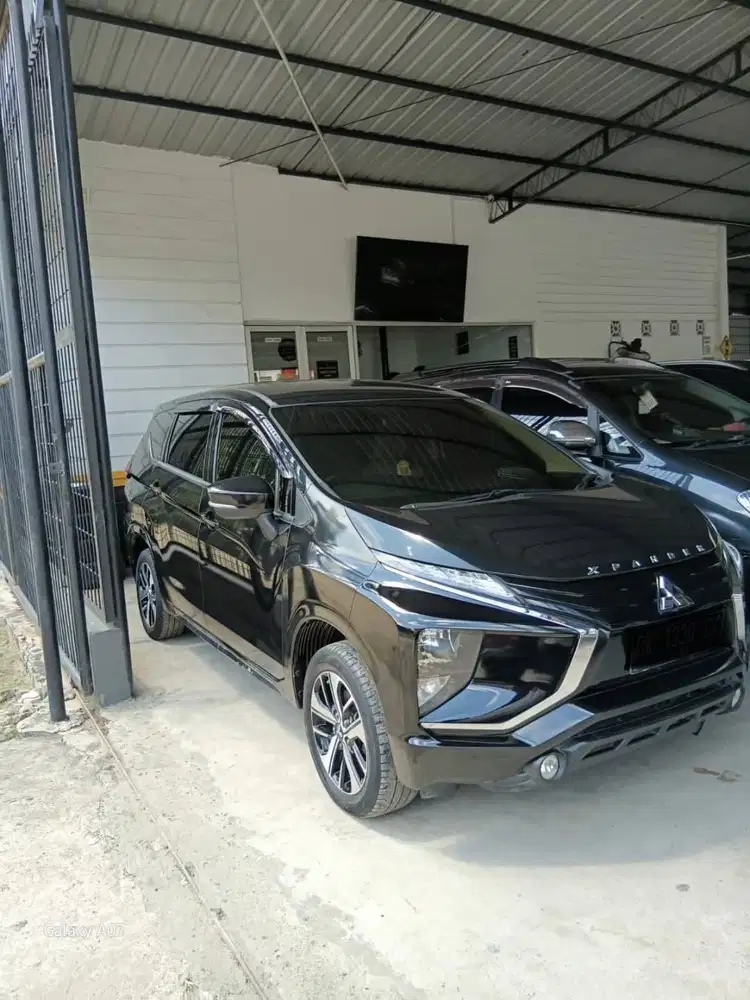 Mitsubishi Xpander Hitam (2018)