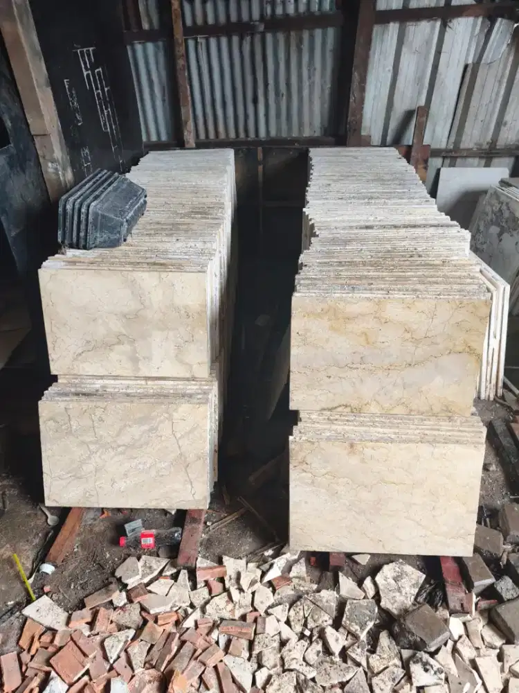 Marmer Tulungagung 40×60