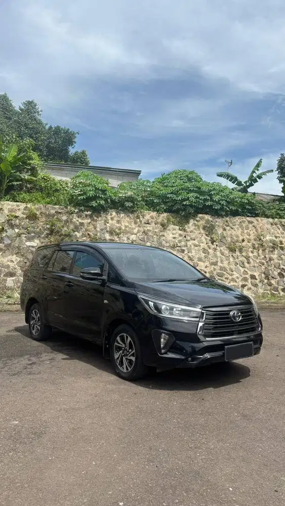 Toyota Innova V 2.0 AT 2021