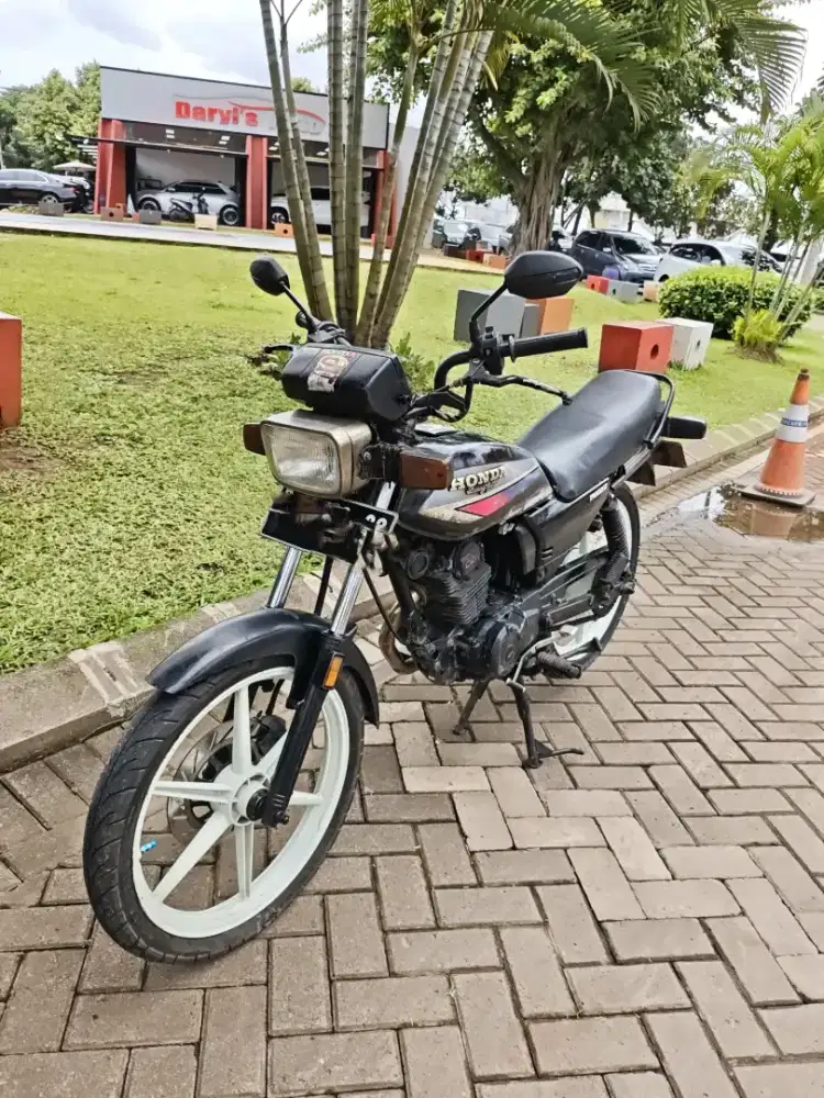 Jual Cepat Honda GL Pro black engine tahun 1994 Nego