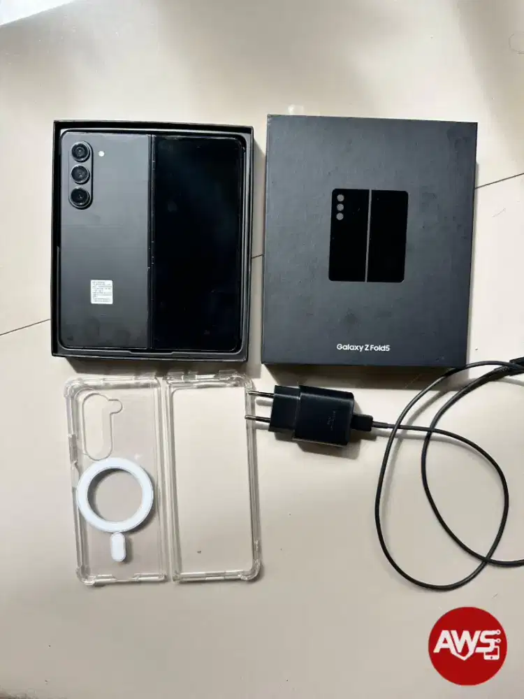 Samsung Galaxy Z Fold 5 12/512gb SEIN Fullset (MINUS BACA DESKRIPSI!!)