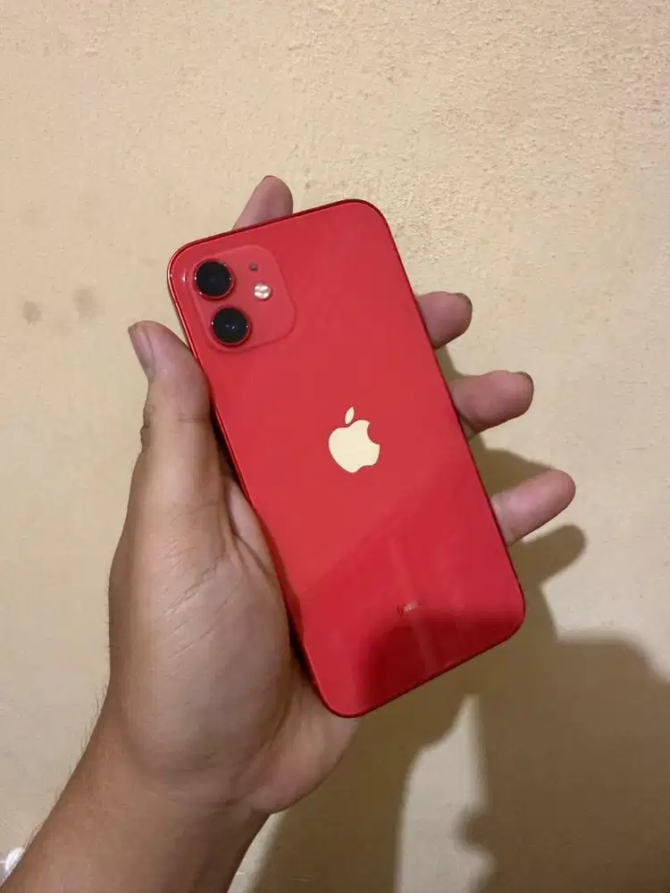 Iphone 12/64 Merah