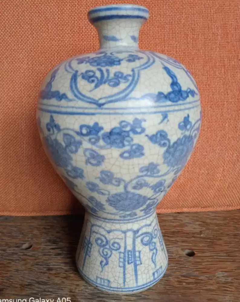 Vase Ming biru putih