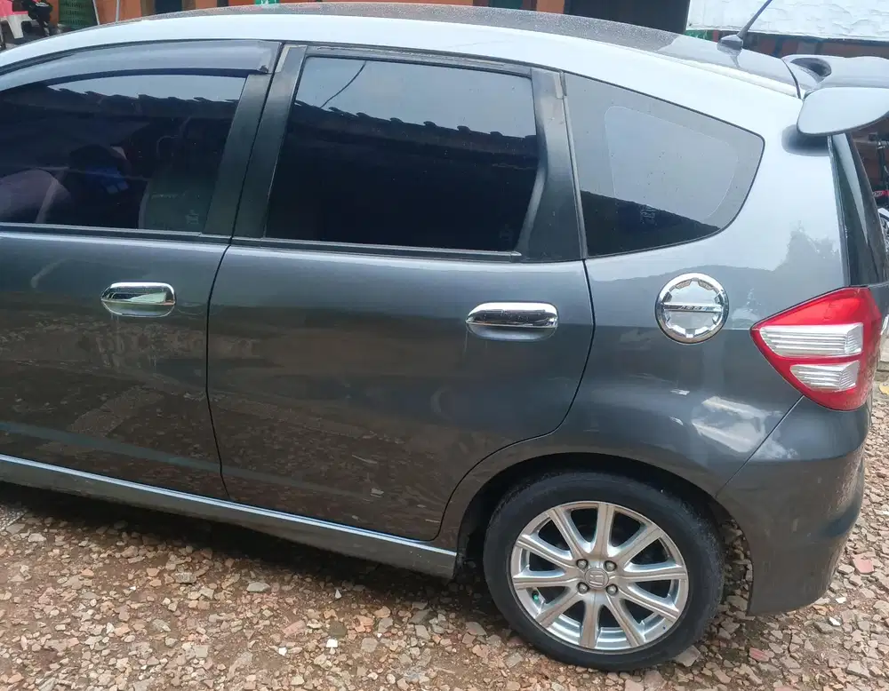 Honda Jazz 2010 Bensin