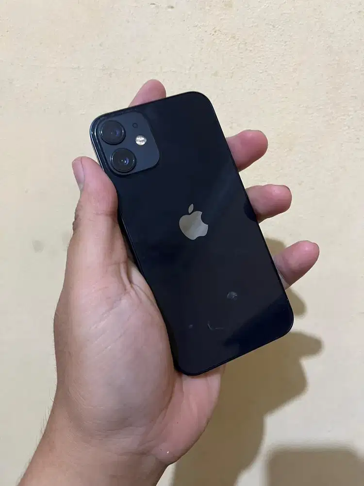 Iphone 12 mini 128 Hitam