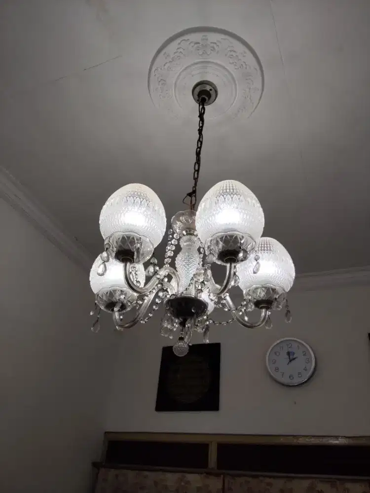 Lampu Gantung Hias Bekas