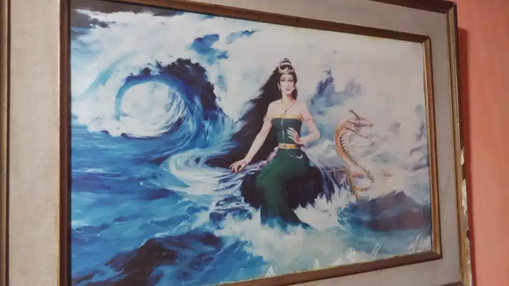 Lukisan kanvas bunda ratu