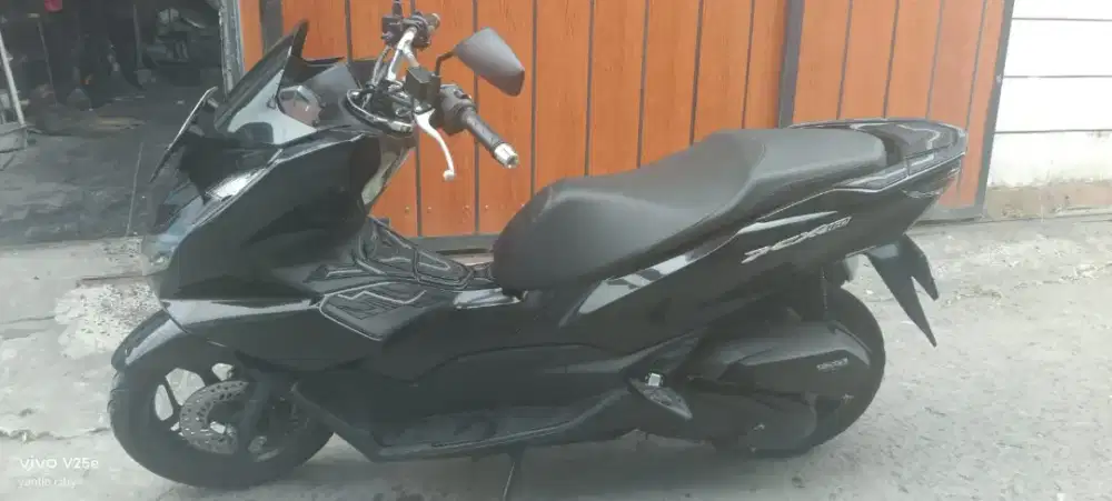 Honda PCX 2013 low KM