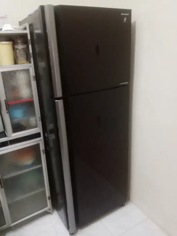 Kulkas Sharp 2 pintu  jumbo