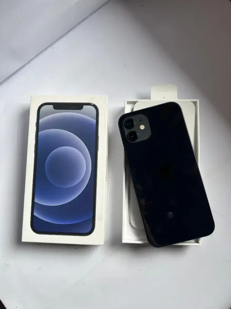 iPhone 12 128 GB resmi ibok bh 84 % mulus no minus