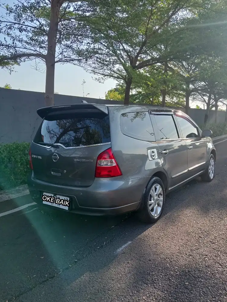 Nissan Grand livina 2012 Bensin