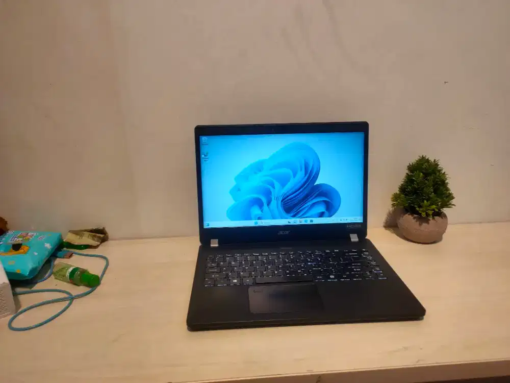 Laptop Acer Core i5 gen 10 backlight