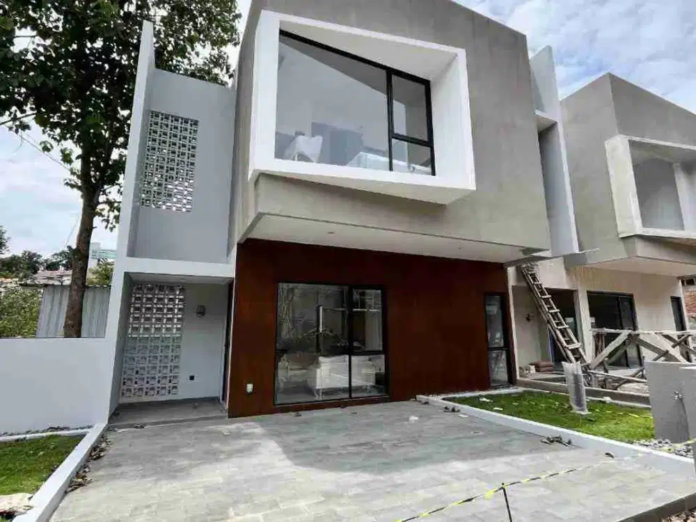 Dijual Rumah 2 Lantai +Rooftop SIAP HUNI Dago Valley Dekat Kampus UNPAR ITB UNPAD Bandung
