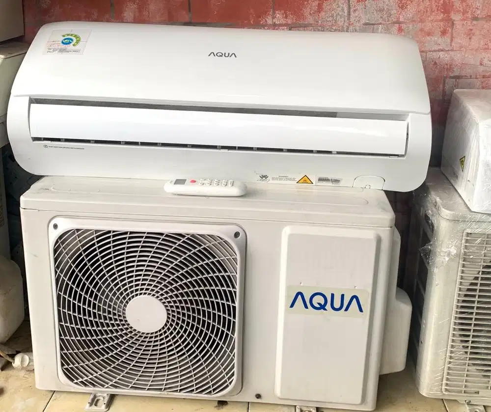 AC AQUA 1/2 PK Low Watt Anti Bakteri Hemat Listrik