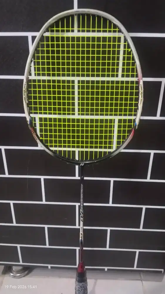 Raket yonex tarikan 26lbs armortec 70 mega g2