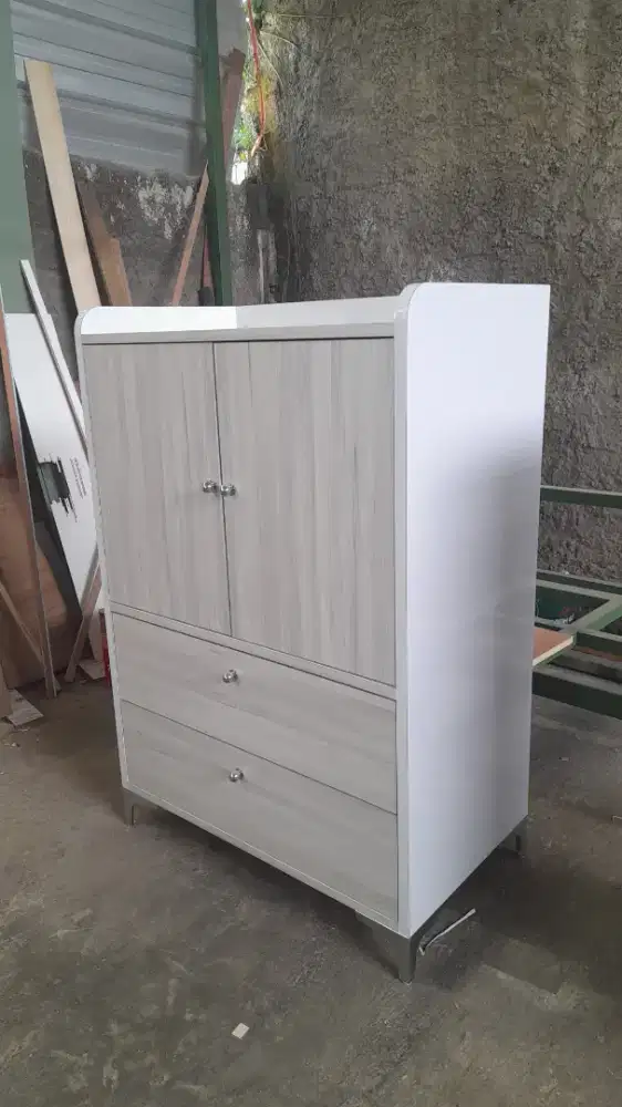 Lemari Baju Anak (bayi)