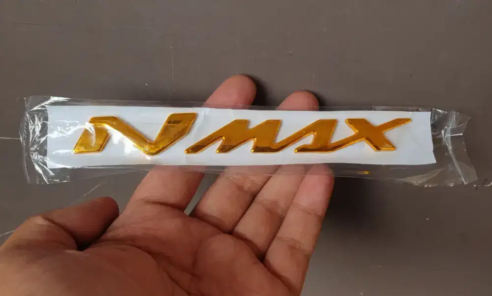 Emblem nmax gold