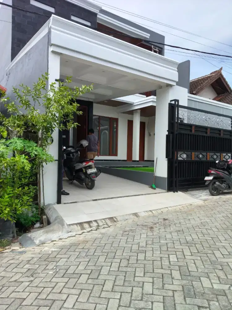 Rumah Baru Mewah Gatsu Barat Dekat Mitra 10