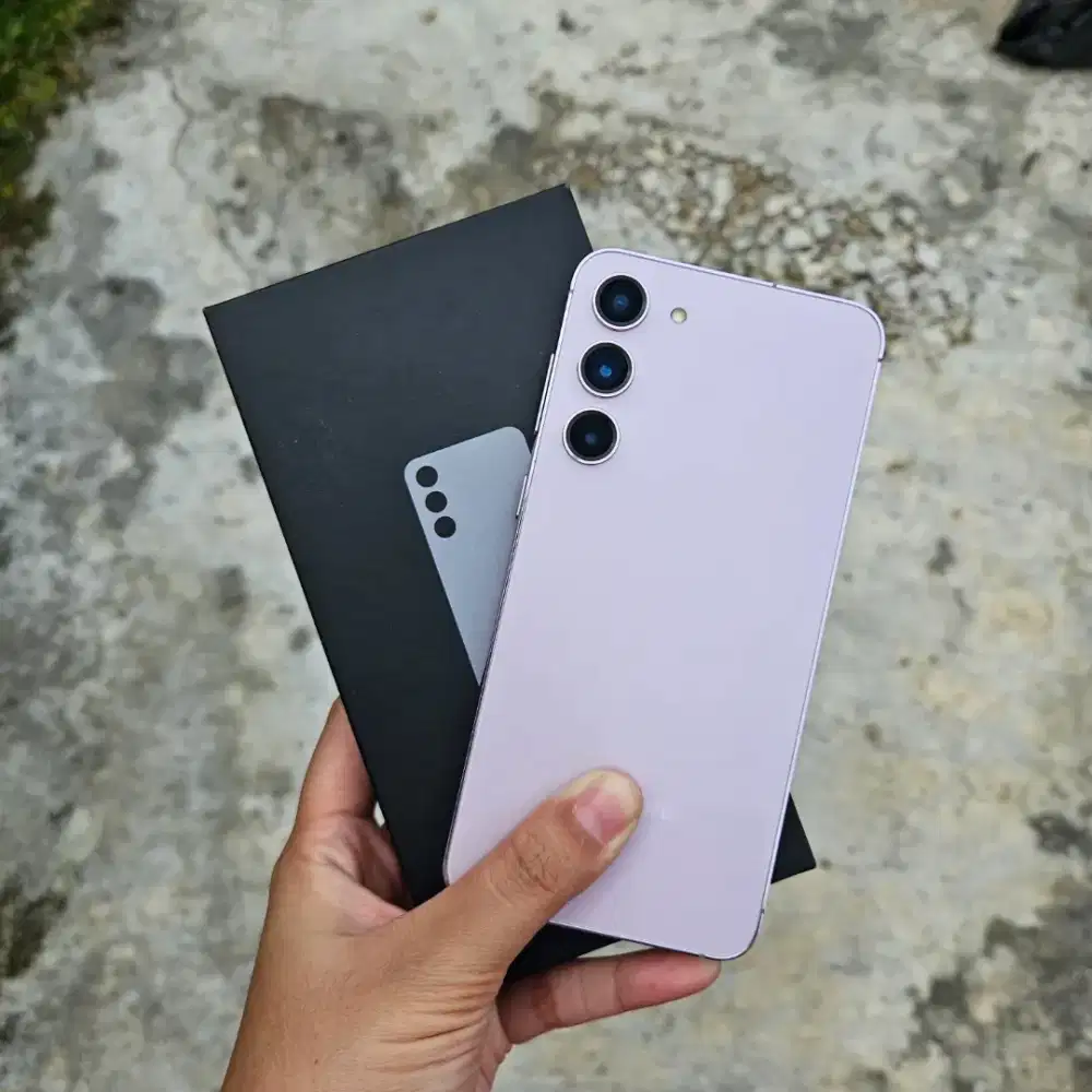 Samsung S23 plus 8/256gb like new