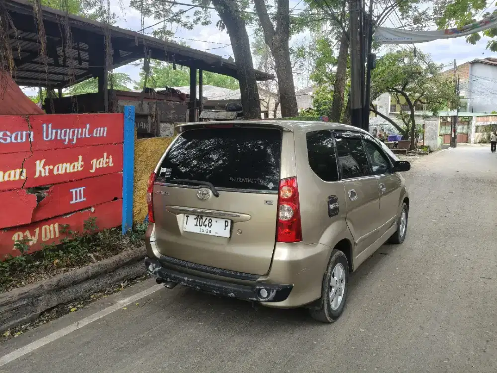 Toyota avanza g 1300cc manual mt 2008 gres 2009