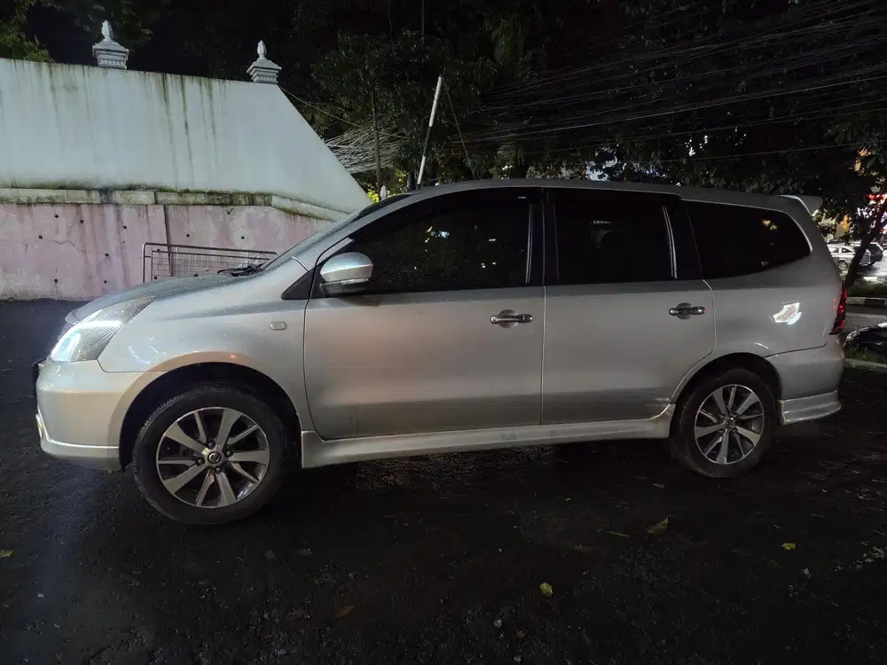 Nissan Grand livina 2008 Bensin