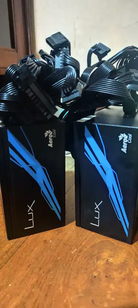 Aerocool Lux 650W Garansi Panjang