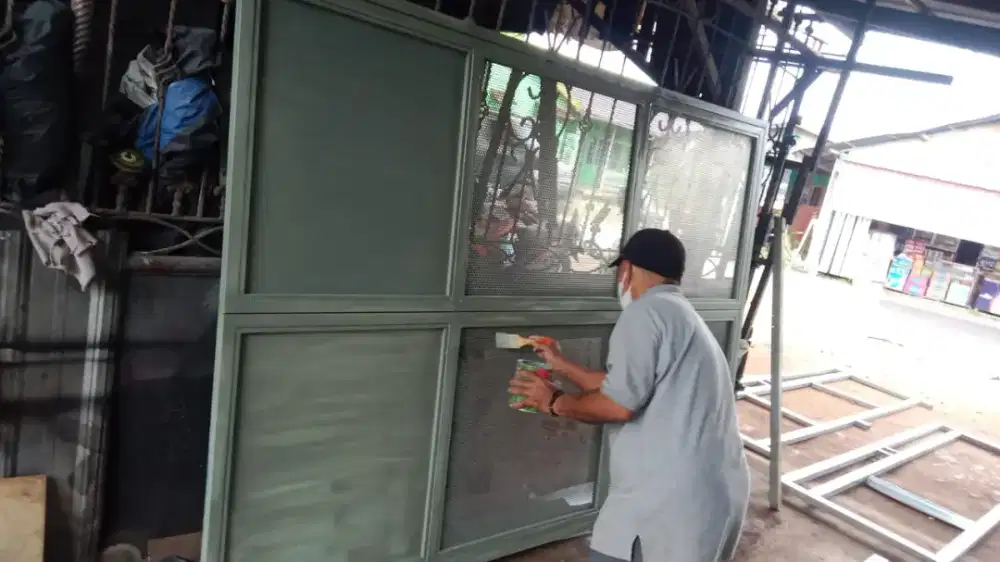 Bengkel las pembuatan pagar kanopi tralis jendela