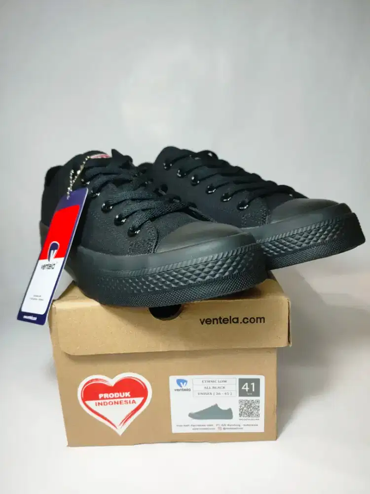 Ventela Ethnic Low All Black