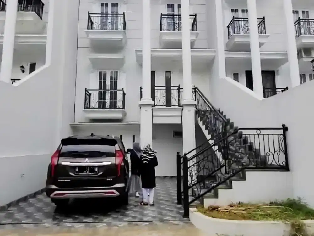 Dijual Rumah Baru American Classic Dalam Townhouse Jl Durian Jagakarsa