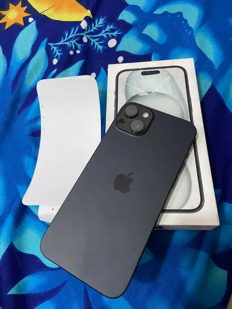 IPHONE 15 PLUS 128gb Full ori bh 100%