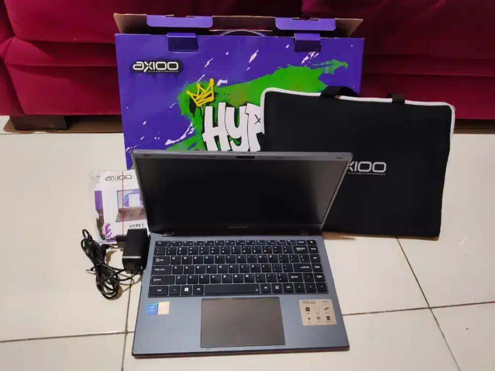 Di Jual LapTop Merk AXIOO kondisi bagus